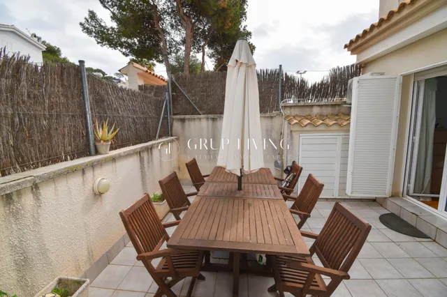 DUPLEX LUMINOSO EN LA LEVANTINA — 35