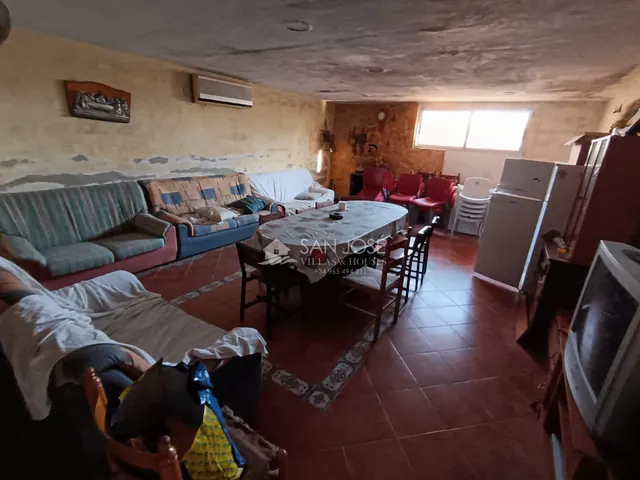 VENTA DE CHALET EN HONDON DE LAS NIEVES, ZONA LA SOLANA — 4