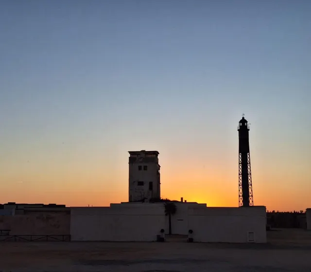 MAGNÍFICA VIVIENDA EN EL CENTRO DE CADIZ — 9