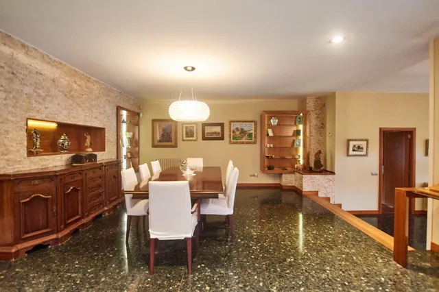 EN VENTA CASA EN VILANOVA I LA GELTRÚ (ZONA L´ARAGAI) — 16