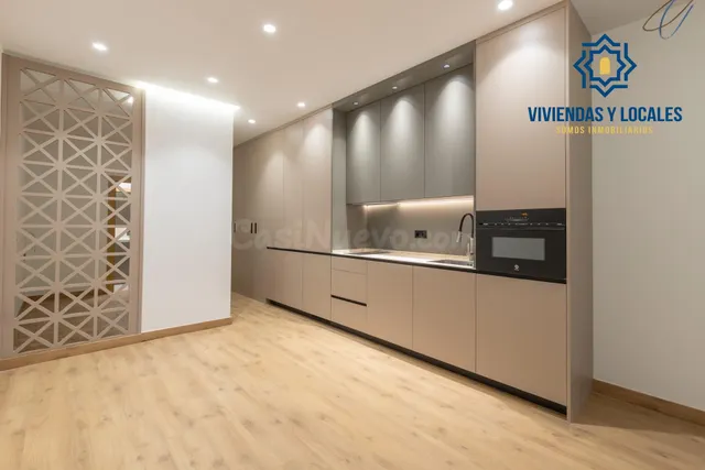 MODERNO ESTUDIO TIPO LOFT EN URBANIZACIÓN VILLA PINEDA - ZON