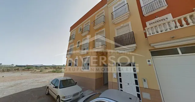 VIVIENDA DE PLANTA BAJA EN CALLE RAFAEL ALONSO