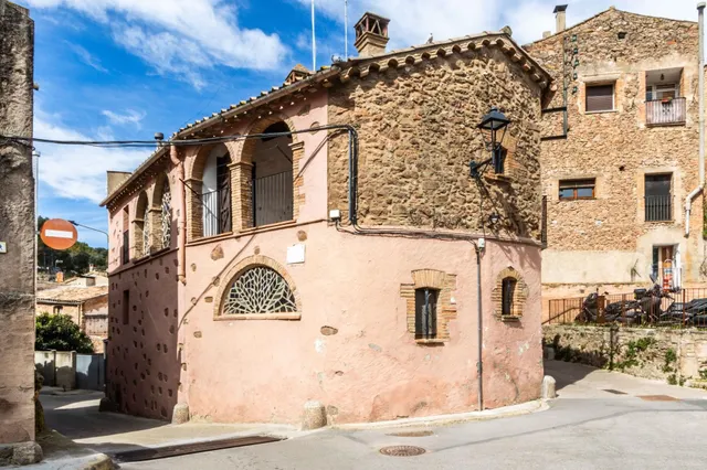 CASA CATALOGADA Y EXCLUSIVA EN EL CENTRO DE SANT LLORENÇ SAV - foto 3