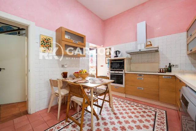 Espléndida Casa Reformada junto a la Puerta Purchena, en el  - foto 4