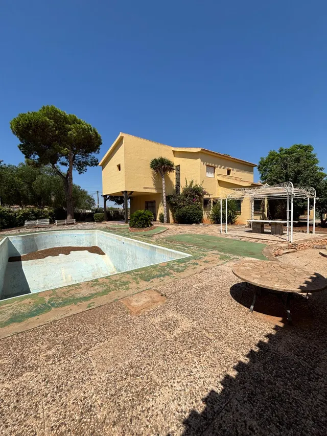 Exclusiva villa con piscina en Los Urrutias, Mar Menor — 48