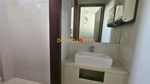 Local comercial 135m² en alquiler - Arcozelo — 7