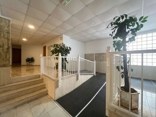 Piso en venta en Guardamar del Segura con plaza de garaje y dos terrazas — 35
