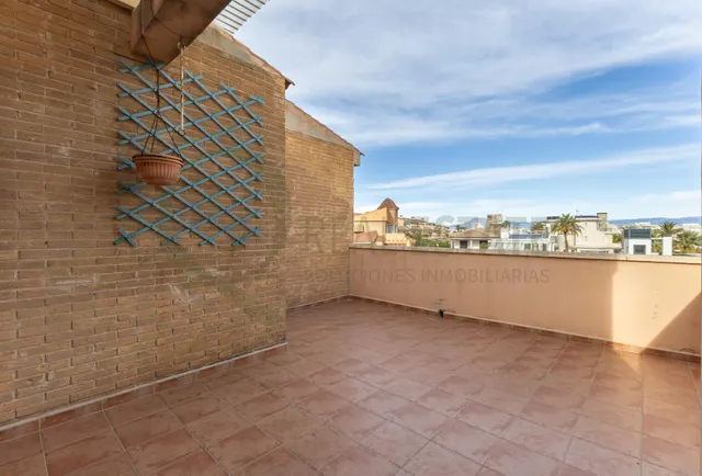 ADOSADO ESPACIOSO EN EL CABO DE LAS HUERTAS, ALICANTE — 46