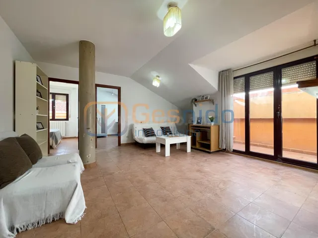 Piso en TORRECABALLEROS (Segovia) de 2 DORMITORIOS, GARAJE,  - foto 4