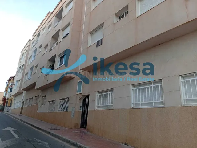 VENTA DE PISO EN GARRUCHA (ALMERÍA)