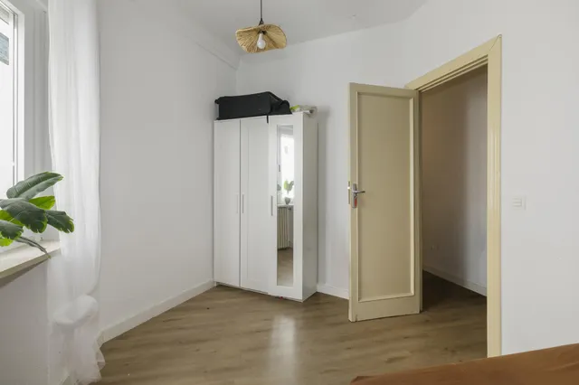 ✨ EXCLUSIVO PISO DE 253 m2 EN GRANADA CENTRO – 2.800 €/MES DE RENTABILIDAD — 14