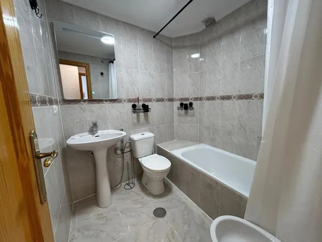 Apartamento 2 habitaciones 75m² en venta - Paseo maritimo — 12