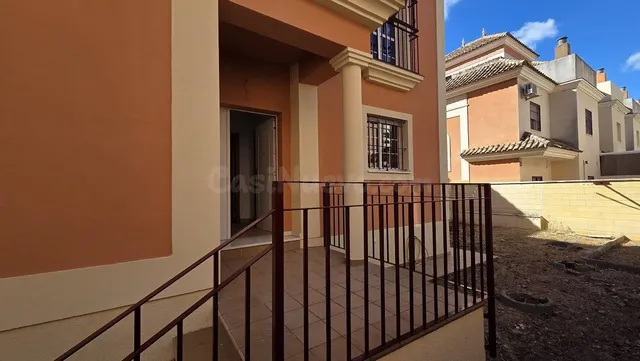 Venta pareado en Dos Hermanas — 2