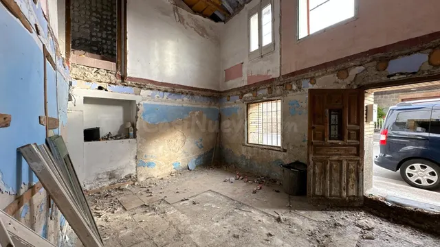 Casa con corral para reforma en calle huesca, villfranca de ebro — 2