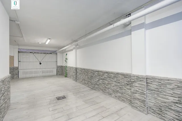 Exclusiva vivienda de 305 m2 construidos aprox junto al centro comercial nevada — 26