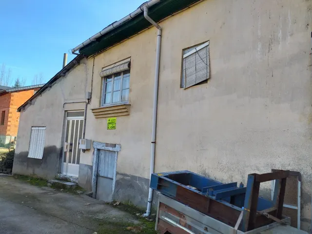 CASA EN VENTA SAN ESTEBAN CON TERRENO — 3