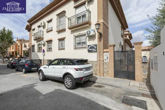 Ático en venta en La Zubia — 7