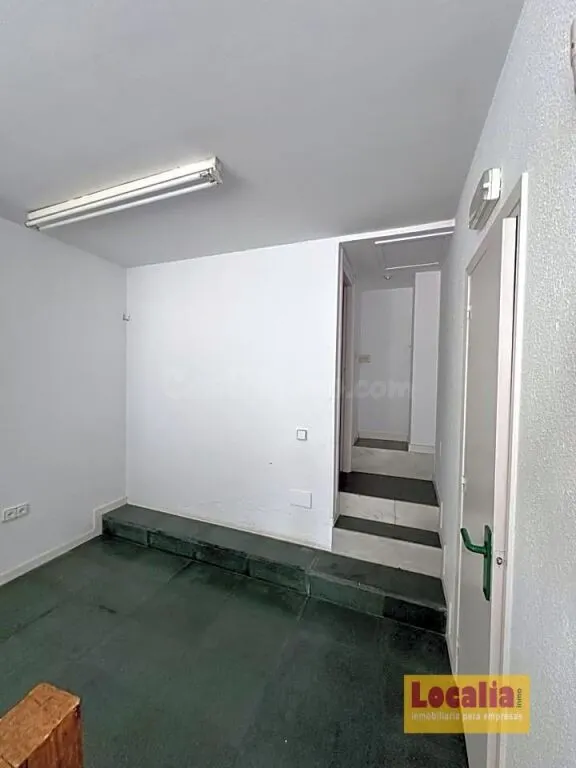 Local comercial en plaza mayor, Torrelavega - foto 4