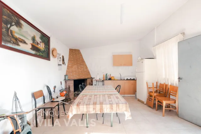 Finca rústica de 19.000 m2 con casa, olivos y pozo en Caldes de Montbui — 3