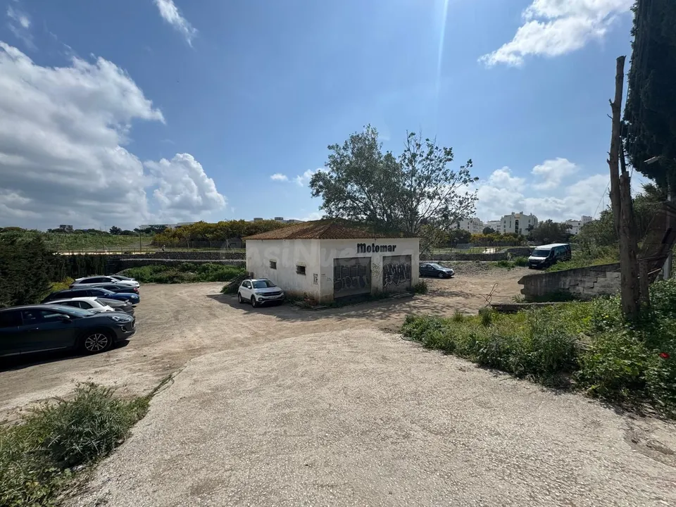 Parcela 555m² en venta - Marbella