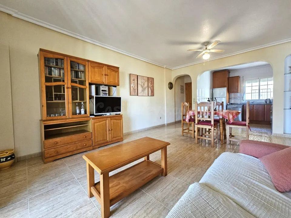 APARTAMENTO CON 2 HAB EN LOMAS DE CABO ROIG