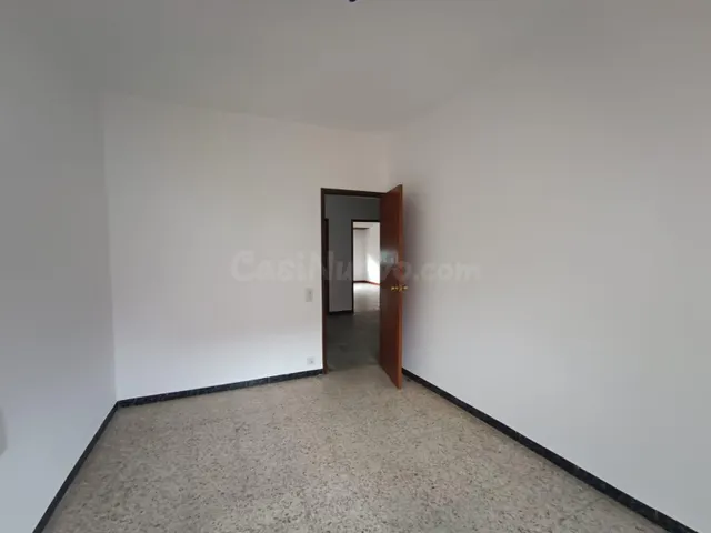VENTA DE PISO EN CUNTIS - foto 5