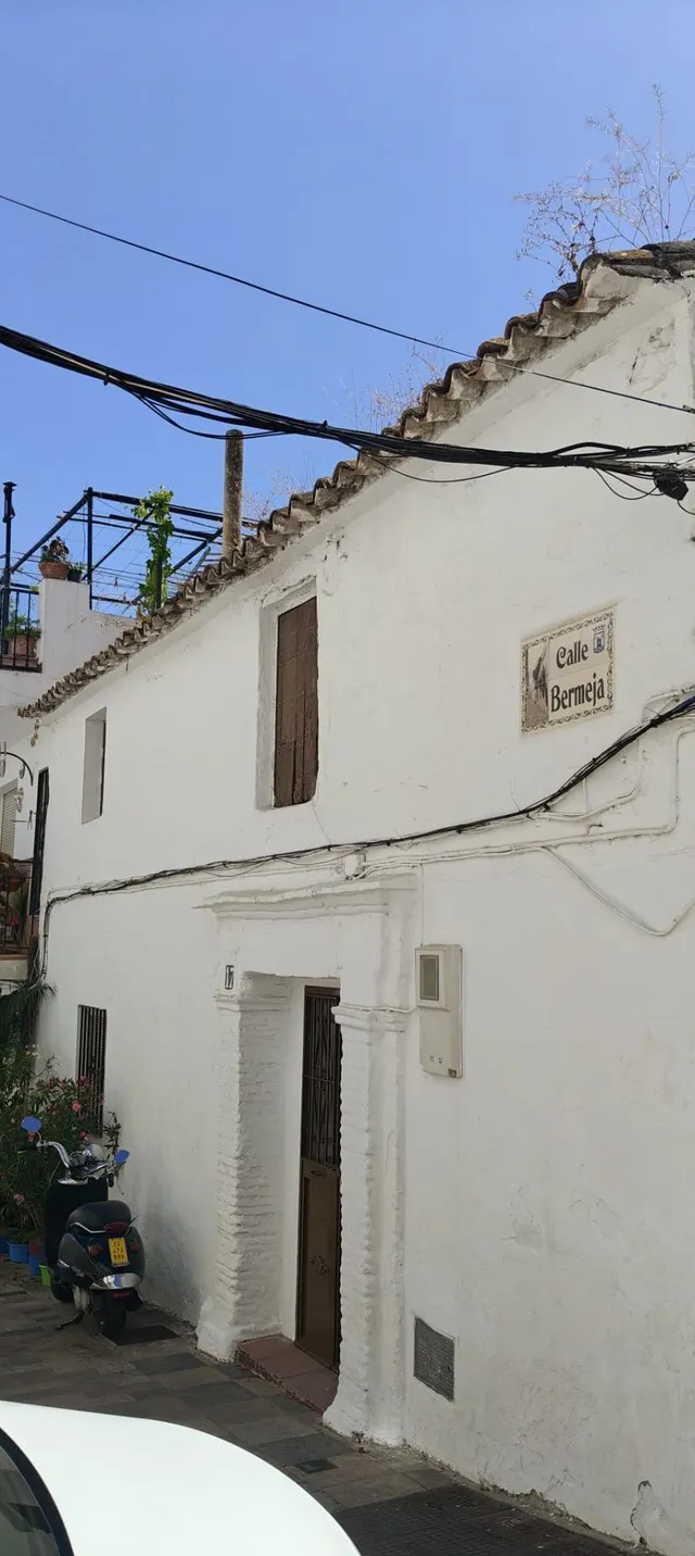 Oportunidad Única de Reforma en el Centro de Marbella — 10