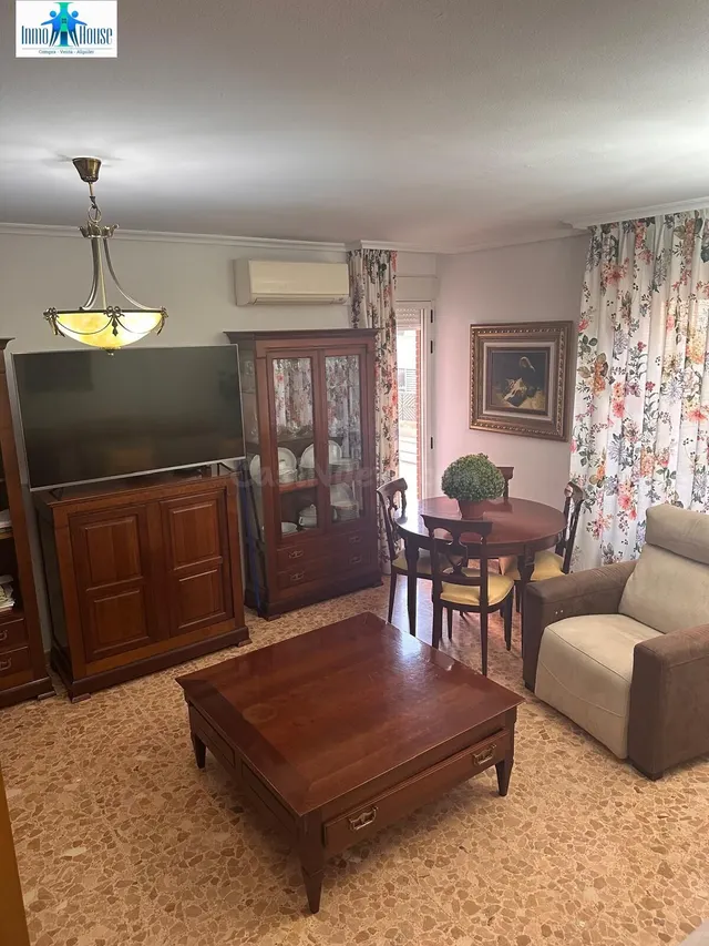 PISO EN VENTA EN EL CENTRO DE ALBACETE - foto 3