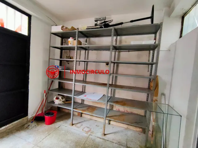 Oportunidad, Tienda de alimentación nueva. — 7