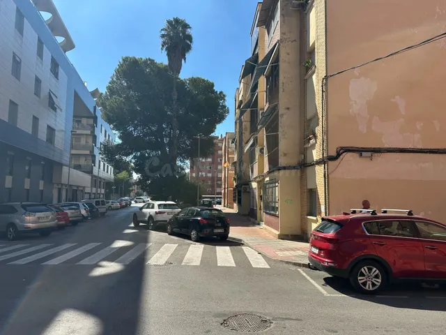 APARTAMENTO DE 3 DORMITORIOS EN UNA DE LAS MEJORES ZONAS DE  - foto 2