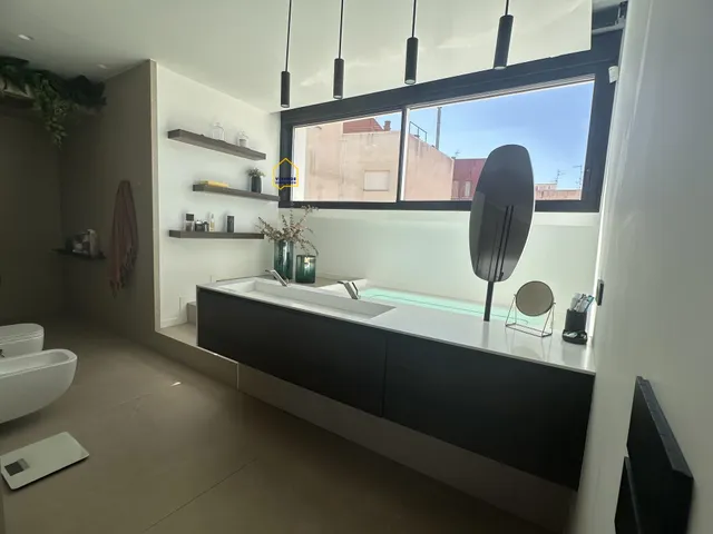 Ático con piscina y gimnasio, en el centro de Lorca — 46