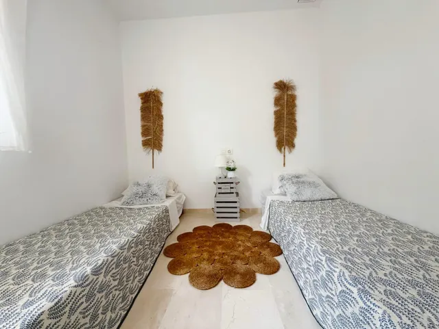 Bajo elevado con gran terraza, vistas al mar y parking privado en Benalmádena Pueblo — 31