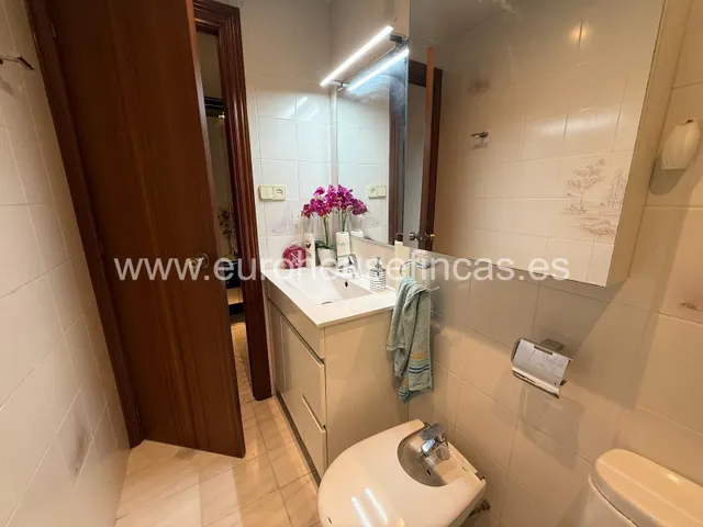 ¡Descubre tu nuevo hogar en este encantador piso de 3 habitaciones! — 19