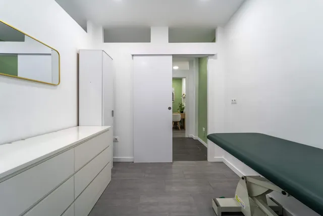 Local comercial 47m² en venta - La Aurora - Avda Andalucia — 7