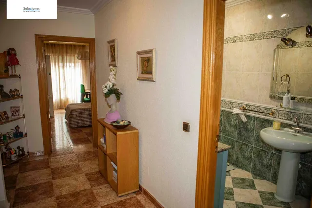 Impresionante Casa en San Pablo, Albacete - Espacio y Comodidad — 40