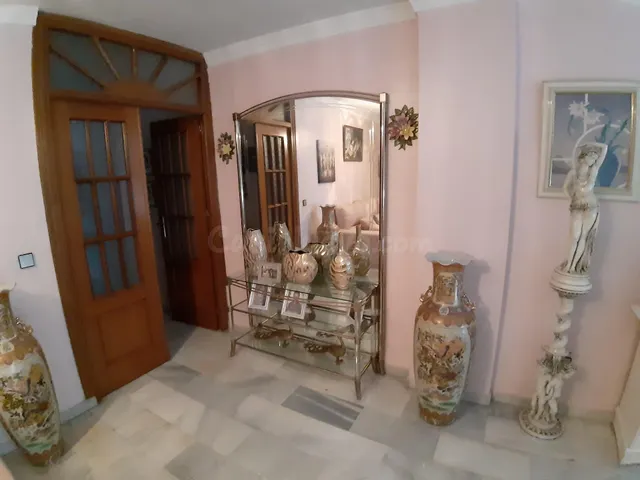 CASA MUY AMPLIA DE 4 DORMITORIOS LISTA PARA ENTRAR A VIVIR ( - foto 5