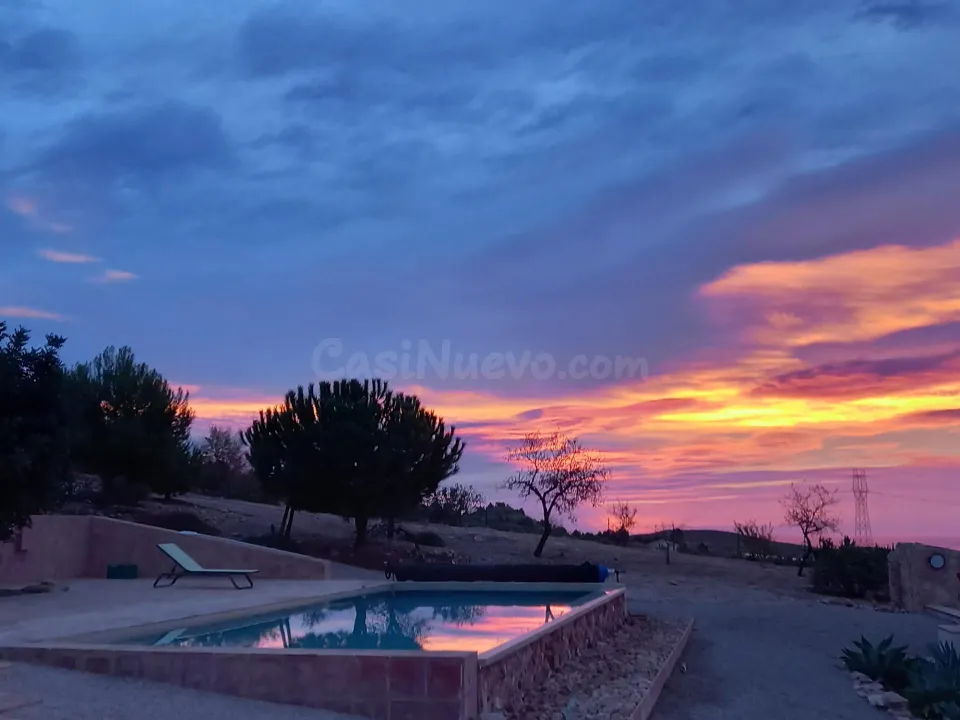 Refugio único con 3 viviendas, olivar y energía solar – Costa Cálida, Murcia