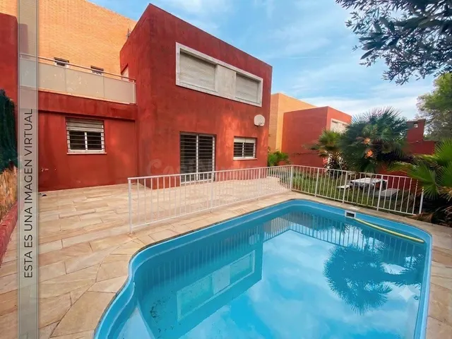 Chiva.Urb.La Loma.Venta de pareado con piscina.SIN COMISION 