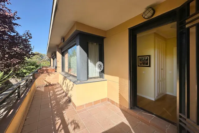 UNA CASA PARA VIVIR Y DISFRUTAR EN FAMILIA — 32