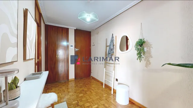 AMPLIA VIVIENDA CON GRAN TERRAZA, GARAJE Y PISCINA EN VISTAHERMOSA – ALICANTE — 10