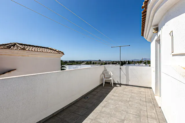 Villa 4 habitaciones 143m² en venta - La marina — 45