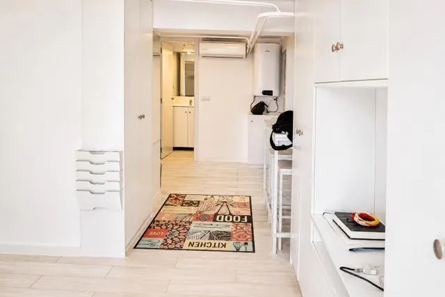 Dos apartamentos nuevos con entradas independientes – Amueblados, equipados y listos para vivir o alquilar — 16