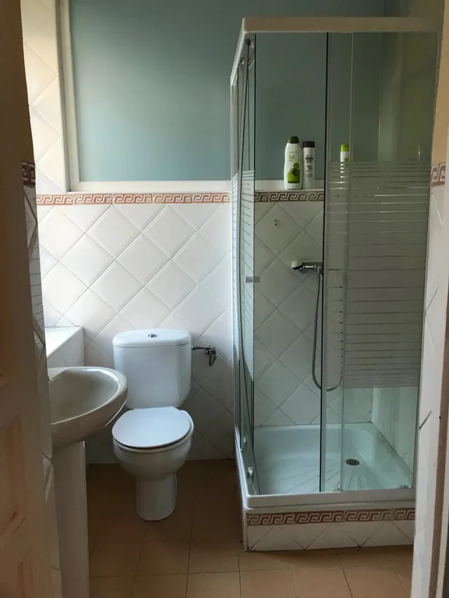 IMPRESIONANTE CASA EN EL CENTRO DE VALENCIA DE DON JUAN, IDEAL NEGOCIO. EN PERFECTO ESTADO. — 31