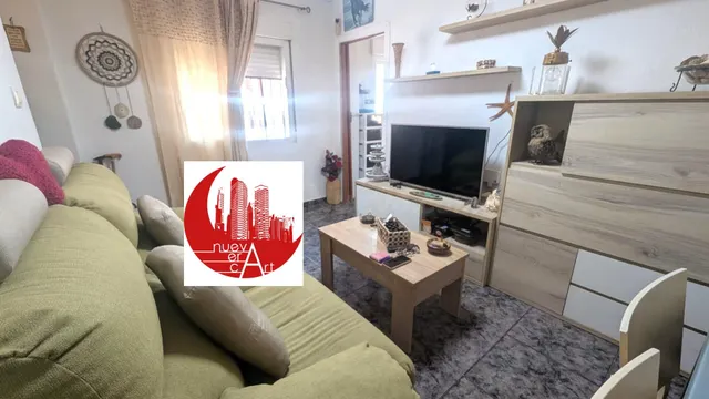 ¡Coqueto Piso en planta baja en venta de 2 dormitorios con v - foto 2