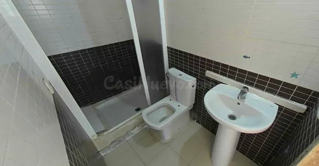 PISO EN VENTA EN USERA – MADRID | 2 DORMITORIOS | PARA REFOR - foto 4