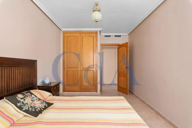 SE VENDE APARTAMENTO / ASCENSOR / TORREVIEJA / ALICANTE — 21