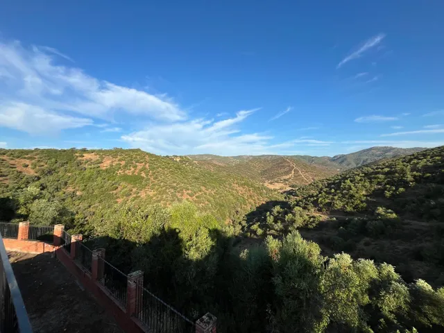Finca rústica de más de 70 hectáreas con cortijo, casa de guardas y nave agrícola a solo 10 minutos de Córdoba — 49