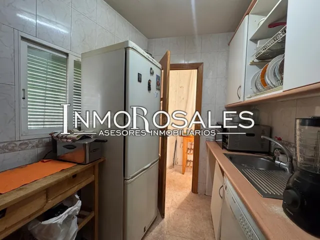 CASA BAJA CON PATIO - 1 MIN TREN VDE BAJO - foto 4