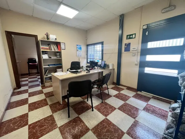 !exclusiva! nave industrial en polígono el portal - jerez - 1.000m2 de parcela — 7