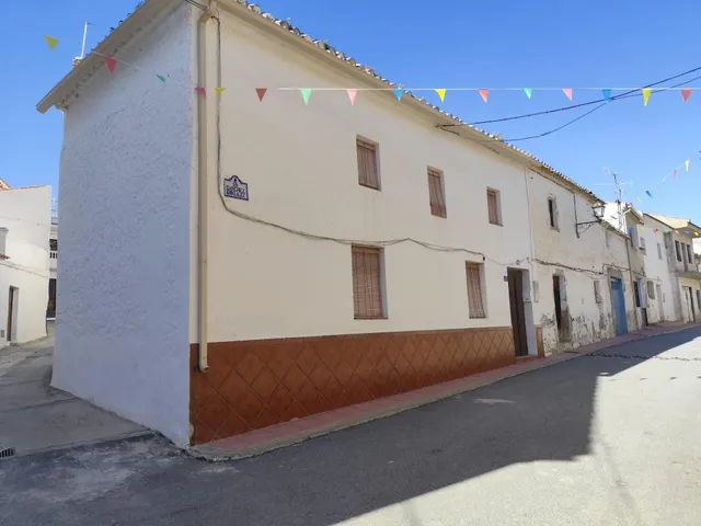 ¡Tu nuevo hogar en Morelabor te espera por solo 39.900€! ✨ — 46